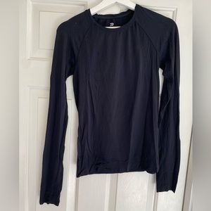 longsleeve athletic shirt